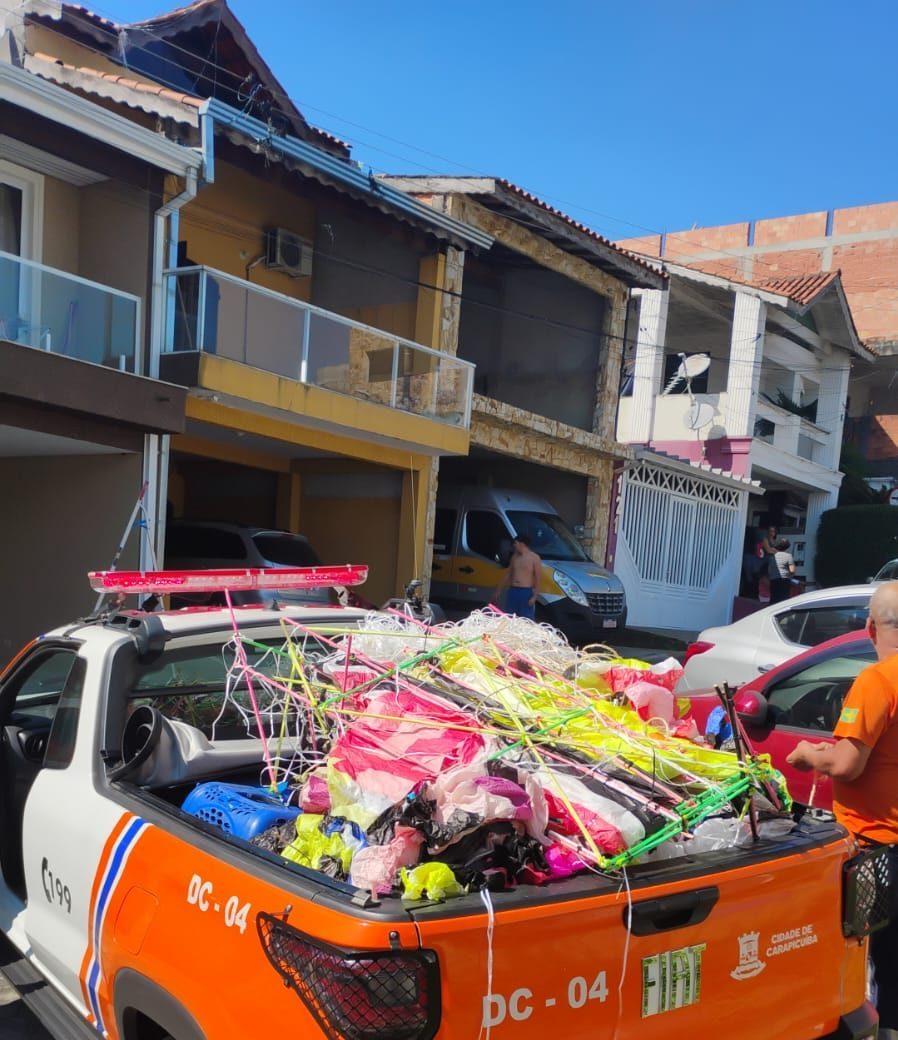 Balão cai sobre casa em Carapicuíba e acende alerta para temporada de incêndios em SP