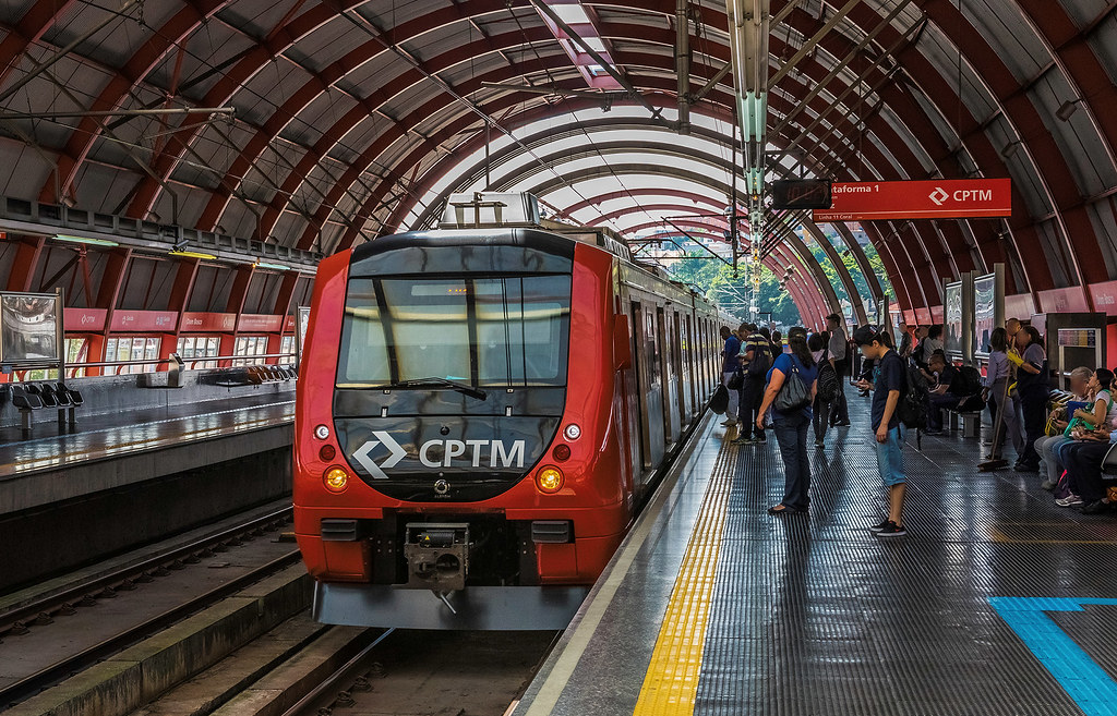 CPTM antecipa cronograma e expande pagamento por aproximação para novas estações
