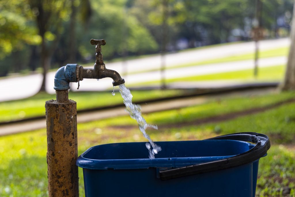 Resiliência hídrica: clientes receberão alerta no celular sempre que consumo de água ficar 30% acima da média