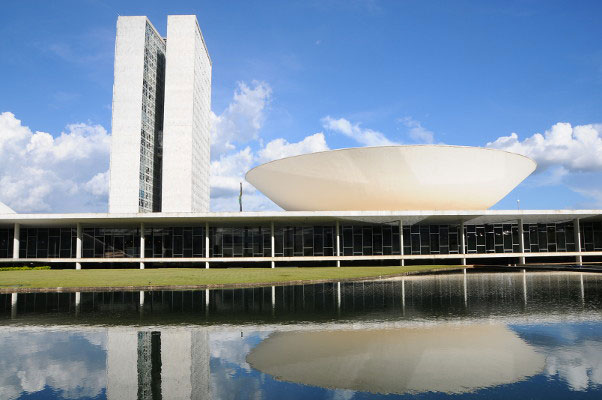 Nova medida provisória injeta recursos no Desenrola e no Minha Casa, Minha Vida