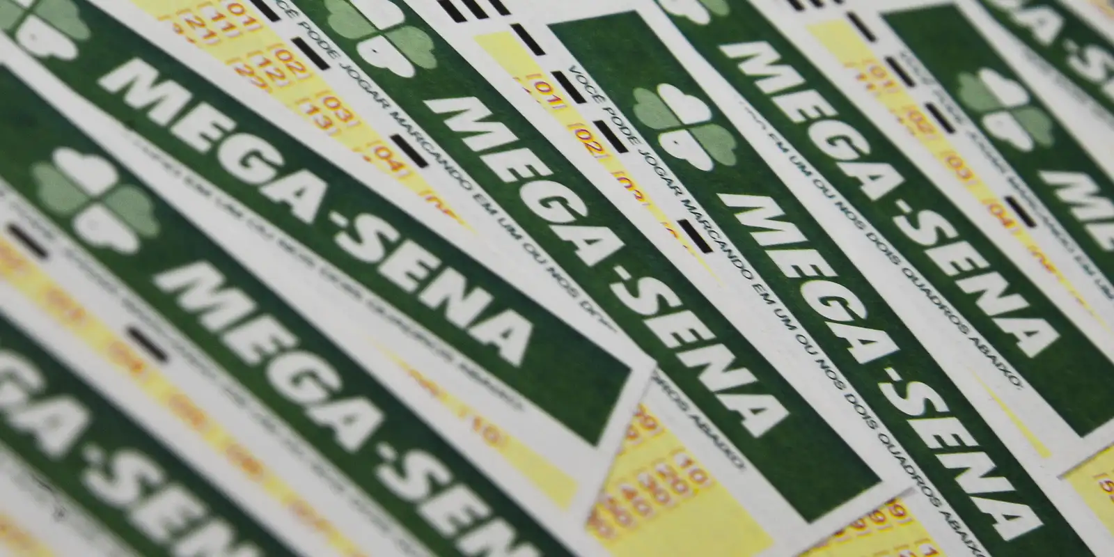 Mega-Sena acumula e prêmio sobe para R$ 45 milhões