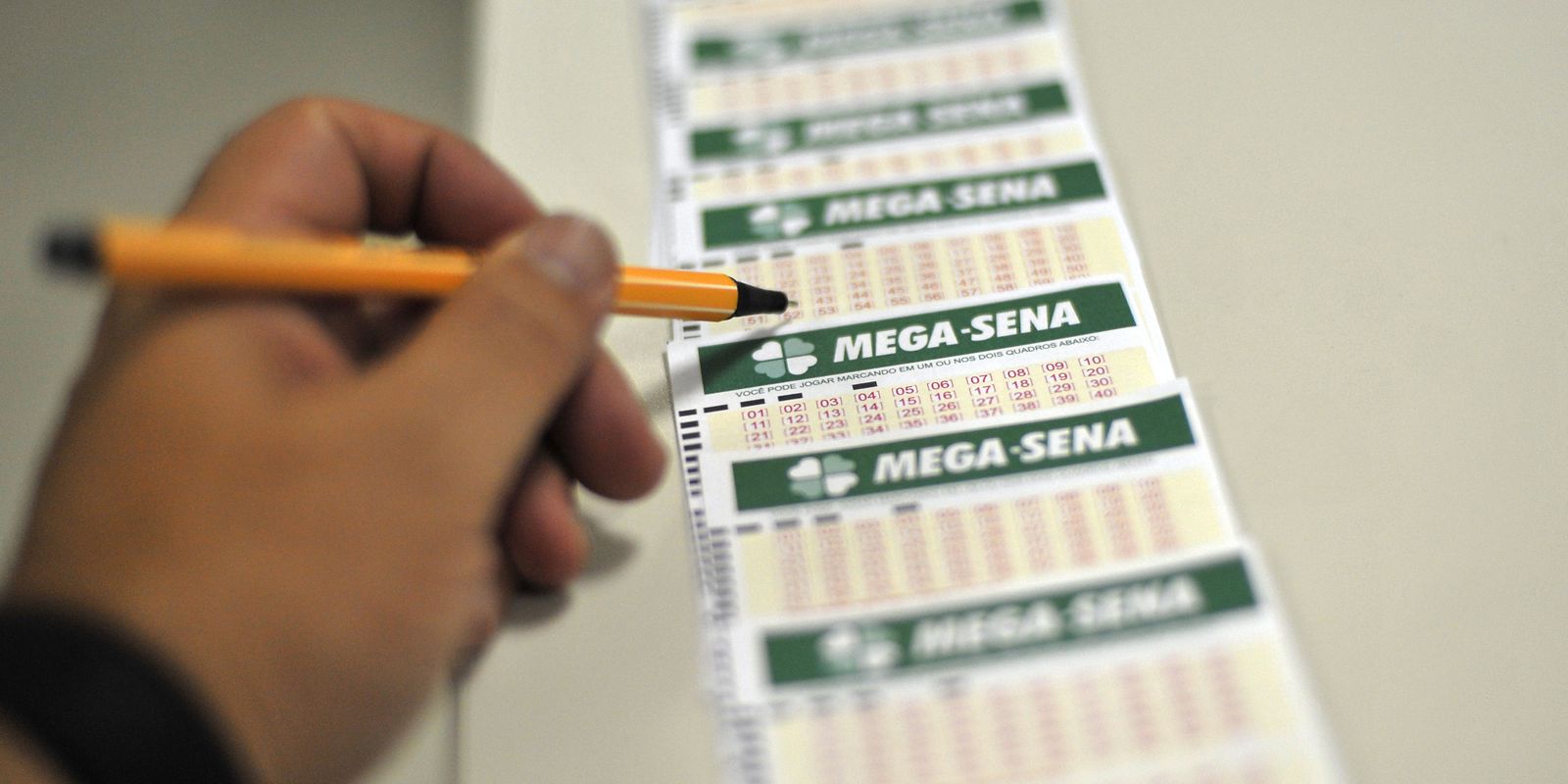 Mega-Sena realiza sorteio nesta quinta-feira com prêmio de R$ 38 milhões