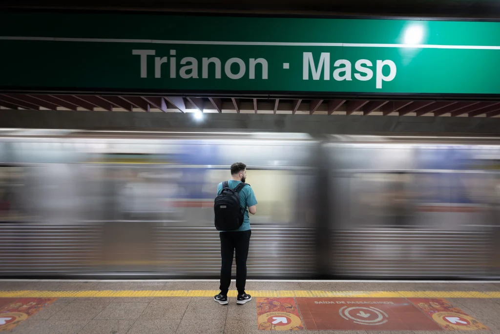 Metrô de São Paulo terá operação 24 horas neste fim de semana