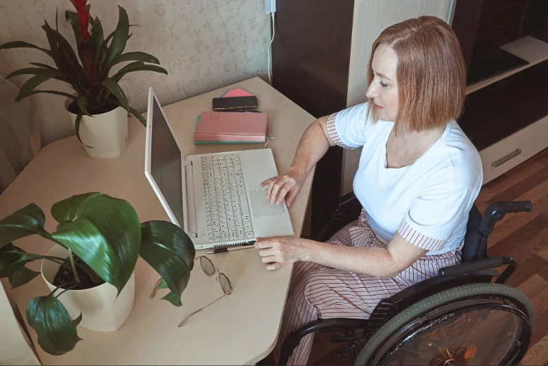 Curso gratuito de liderança para mulheres com deficiência abre inscrições em SP
