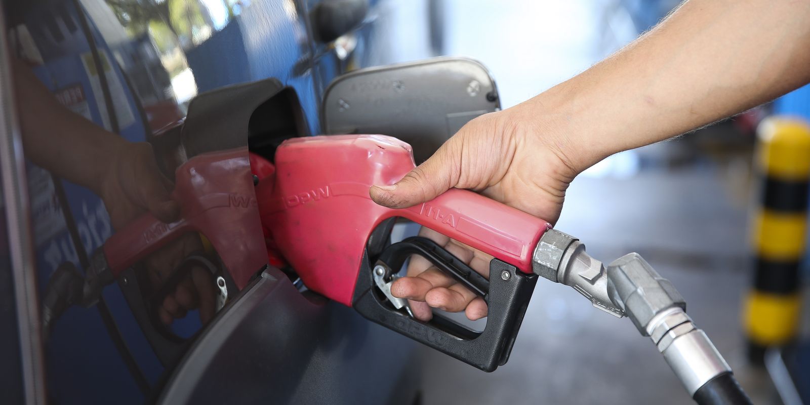 Governo federal avalia manter subsídio ao diesel por mais trinta dias