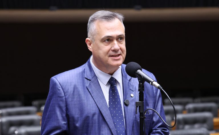 Projeto autoriza Santas Casas a usarem licitações do governo para insumos