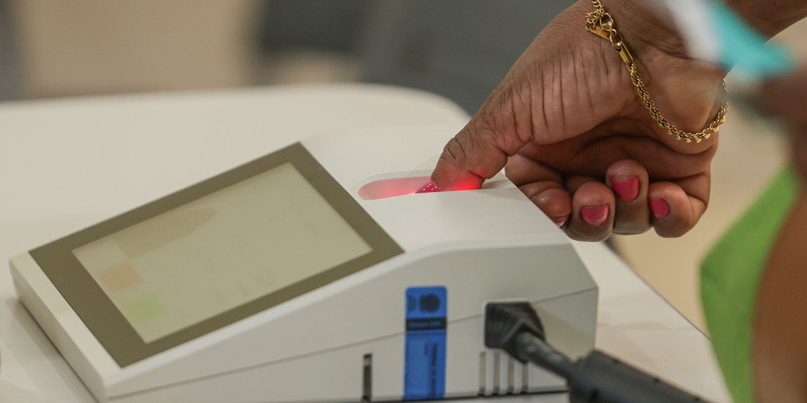TSE registra troca de mais de 1,5 mil urnas eletrônicas no primeiro turno