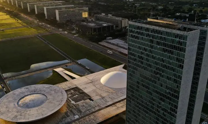 Eleições 2026: entenda as funções de senadores e deputados no Legislativo