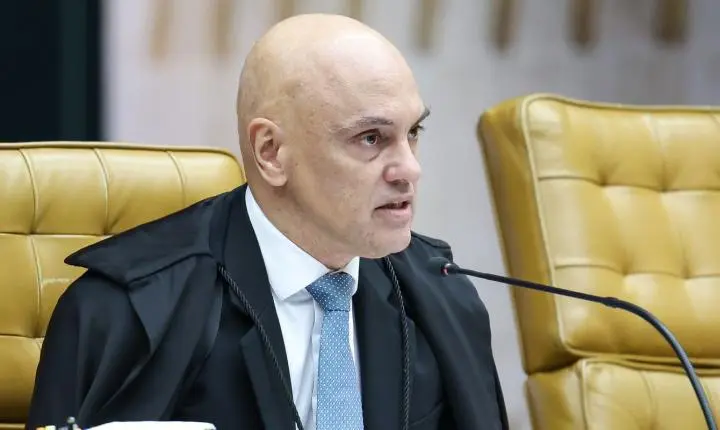 Alexandre de Moraes determina mandado de prisão contra Eduardo Bolsonaro