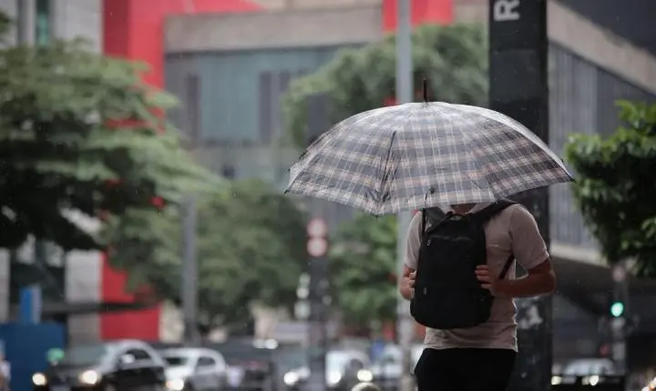 Previsão do tempo para quarta-feira (08), em SP: tempo abafado e com chuva